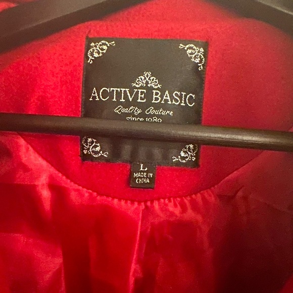 Red cozy coat - Picture 3 of 4